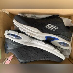 Skechers Men’s Air Ventura 13W - worn 1x